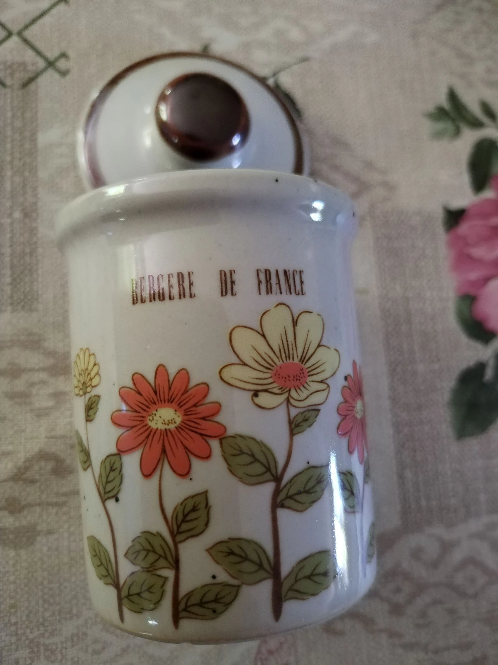 Zeer mooie vintage retro pot van geglazuurd aardewerk, bergère de France. – photo 2